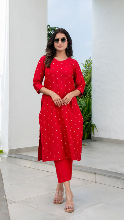 Shriya Kurta Set In Chanderi Silk - Red