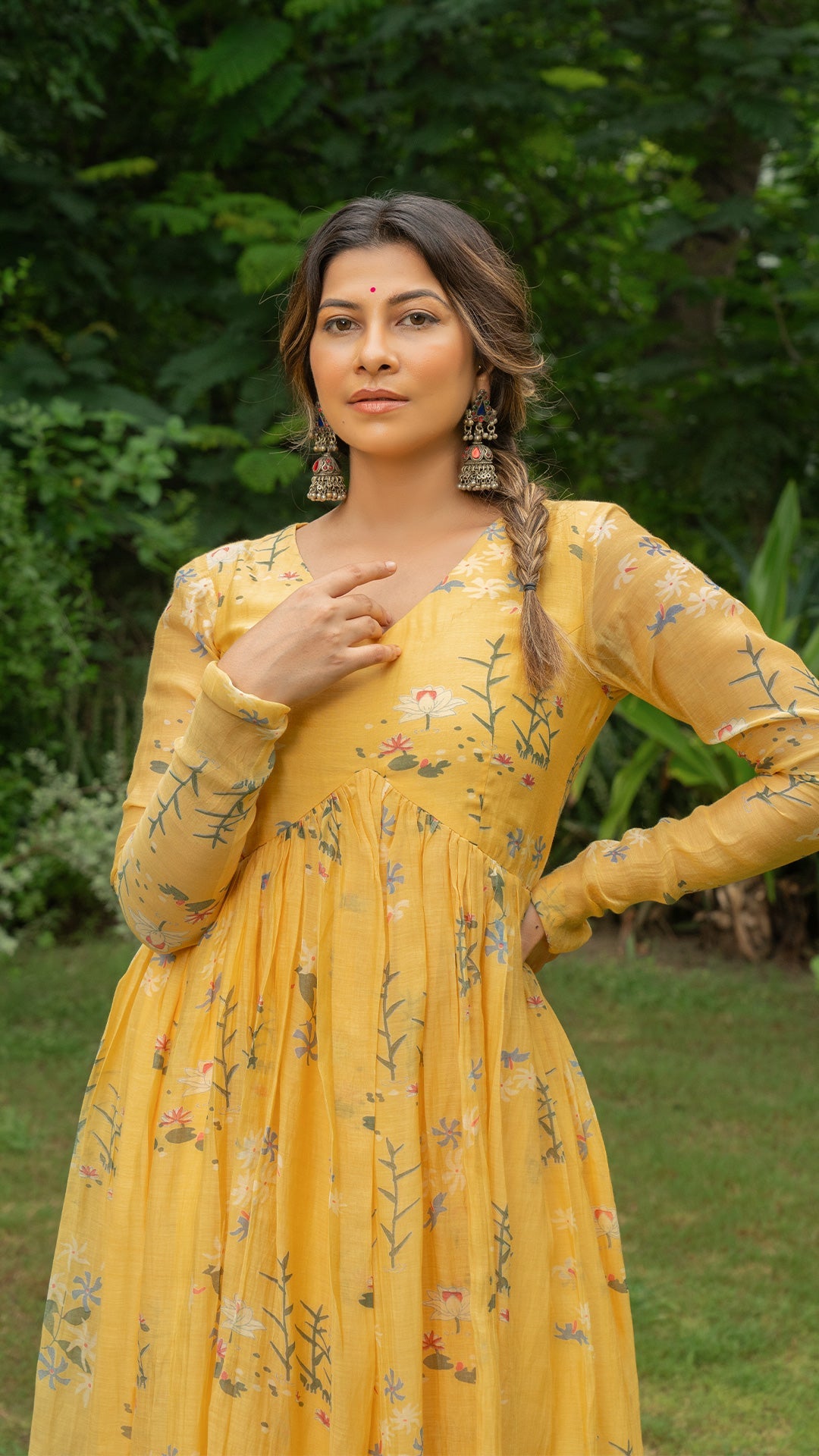 Aabha Floral Jaal Chanderi Kurta Set - Yellow