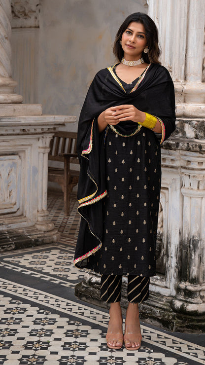 Amee Black Kurta Set In Silk