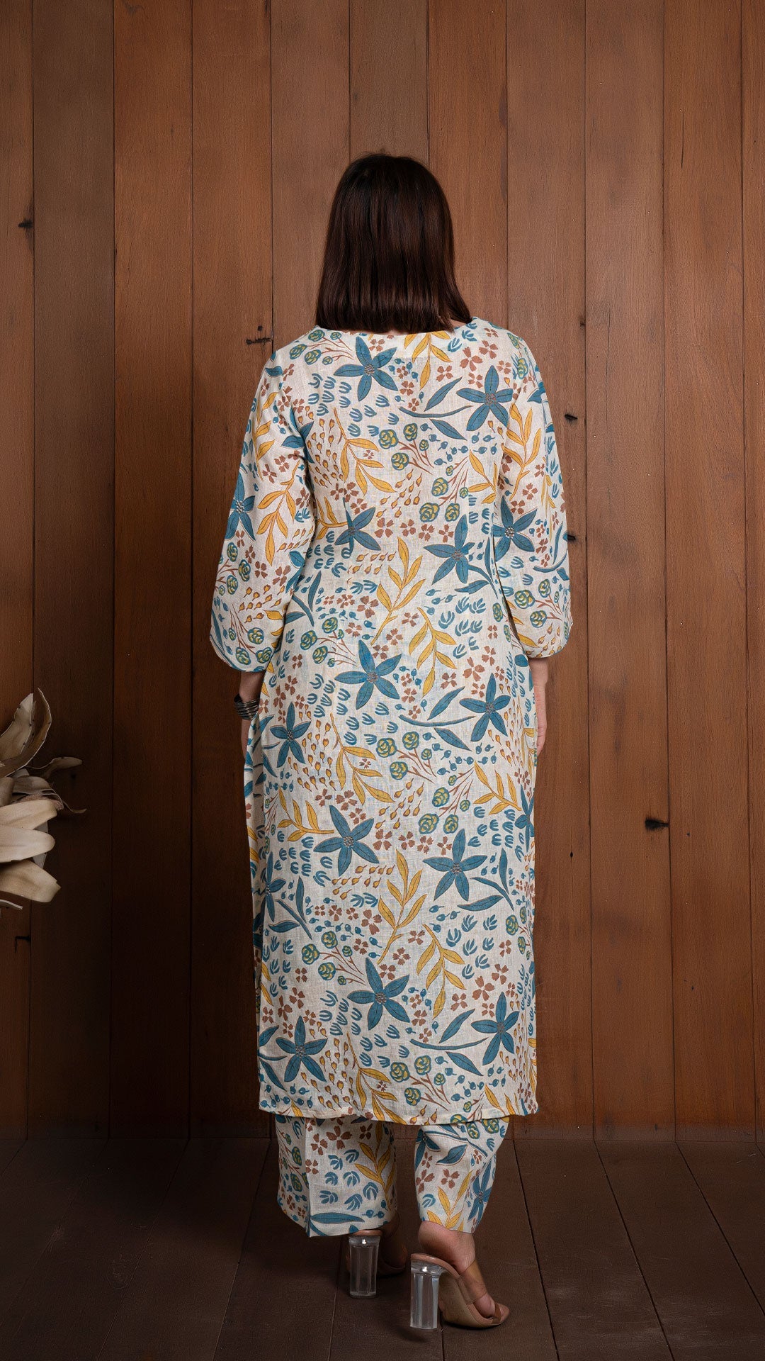 Off White Floral Jaal Pure Linen Kurta